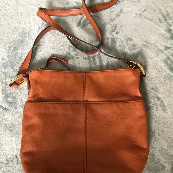 b. makowsky Rich Brown Leather Crossbody Bag - Picture 9 of 10
